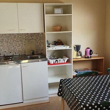Sov Gott I Rabbalshede Exterior foto